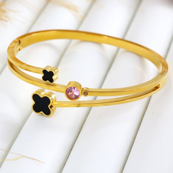 Chic Tulip-Inspired Bangle with Sparkling Diamond Accents - Picture 2 of 4
